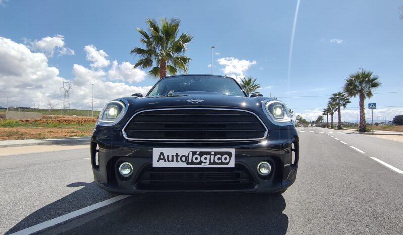 
								MINI COUNTRYMAN One D full									