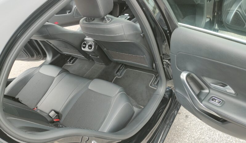 
								MERCEDES-BENZ Clase A A 200 d full									